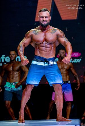 MEN‘S PHYSIQUE НОВИЧКИ